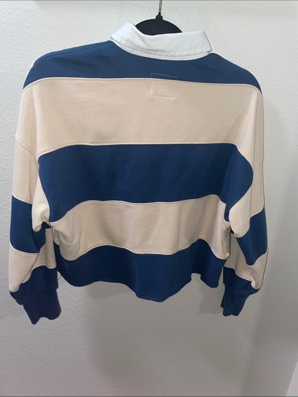 Abercrombie & Fitch Navy, Cream & Tan Striped Rugby Shirt - Picture 3 of 5